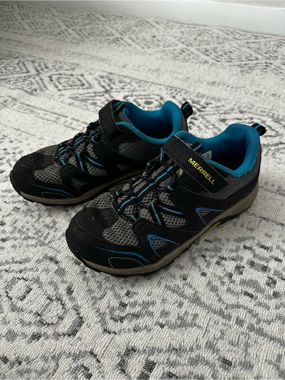 Merrell Kids Black and Blue Trail Sneakers